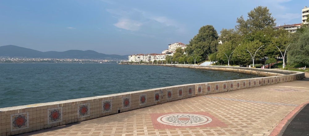 Değirmendere Sahili: Eşsiz Sahil Deneyimi