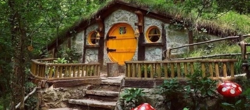 Darıca Hobbit Köyü: Masalsı Dünyada Eşsiz Bir Deneyim