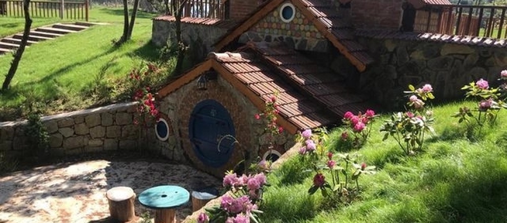 Darıca Hobbit Köyü: Masalsı Dünyada Eşsiz Bir Deneyim