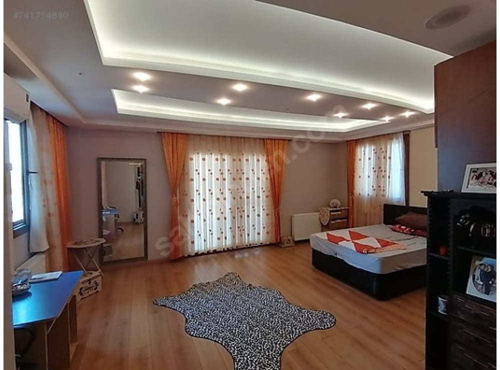 DAİRE FİYATINA ACİL SATLIK ULTRA LÜKS VİLLA